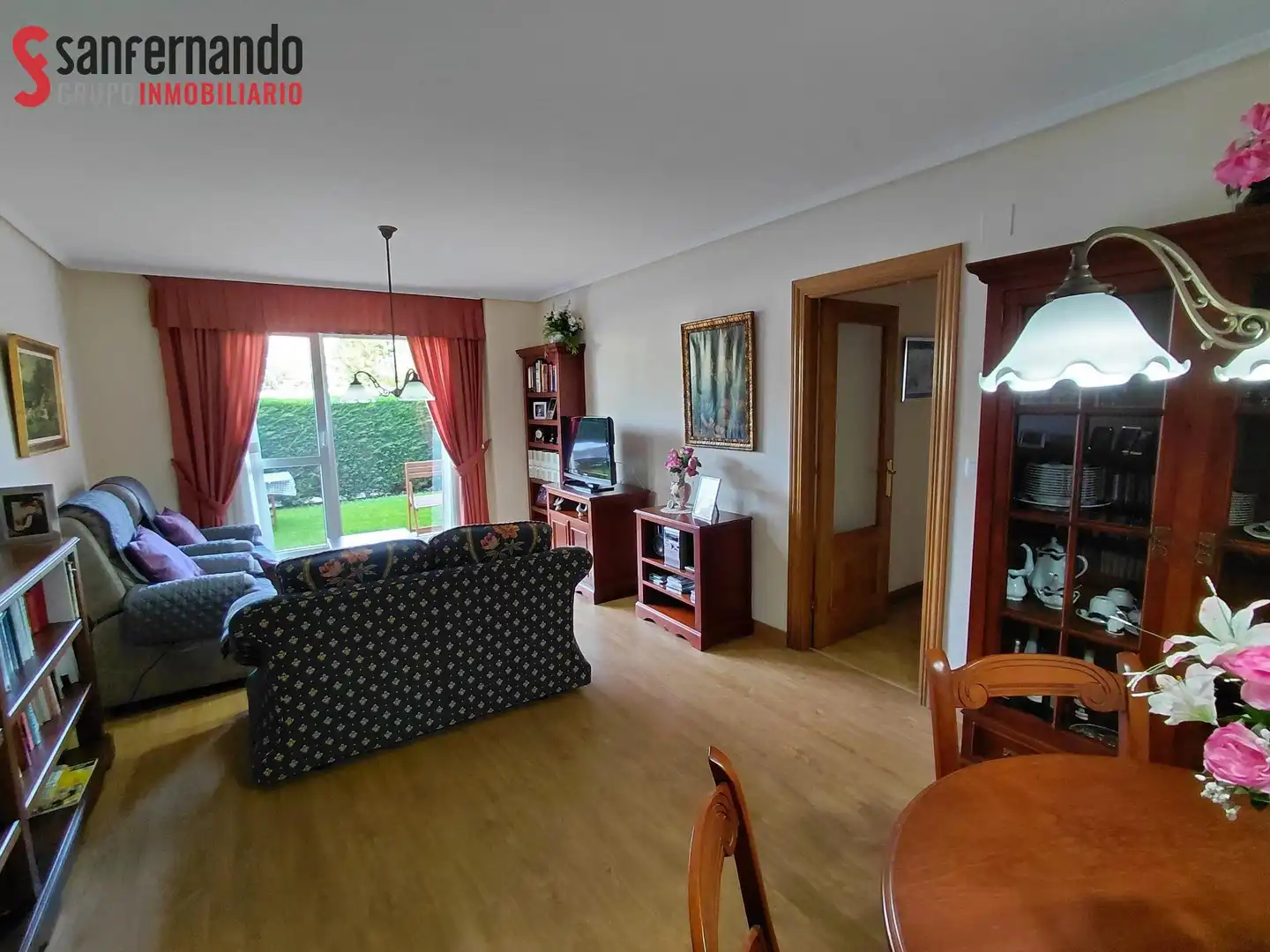 Living room of Ground floor for sale in Renedo