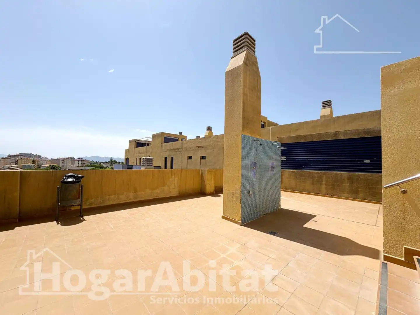 Vista exterior de Piso en venta en Bellreguard con Aire acondicionado, Calefacción y Jardín privado