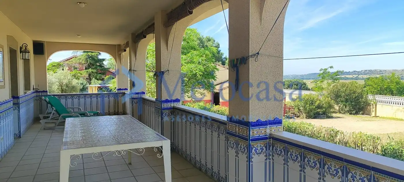 Terrassa de Casa o xalet en venda en Valdetorres de Jarama amb Calefacció, Jardí privat i Terrassa
