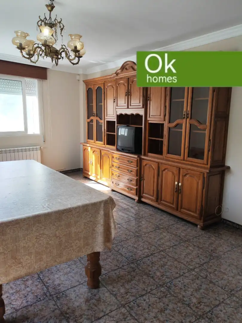 Comedor de Casa o chalet en venta en Friol con Calefacción, Jardín privado y Trastero
