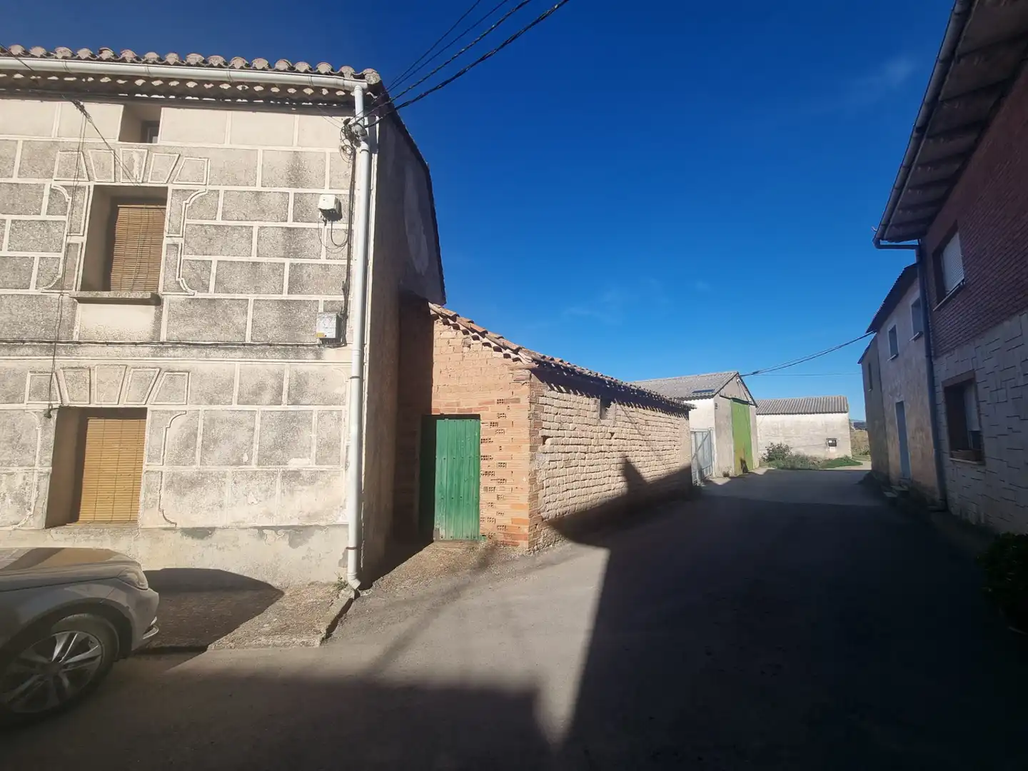 Parking of Houses for sale in Villangómez, Burgos