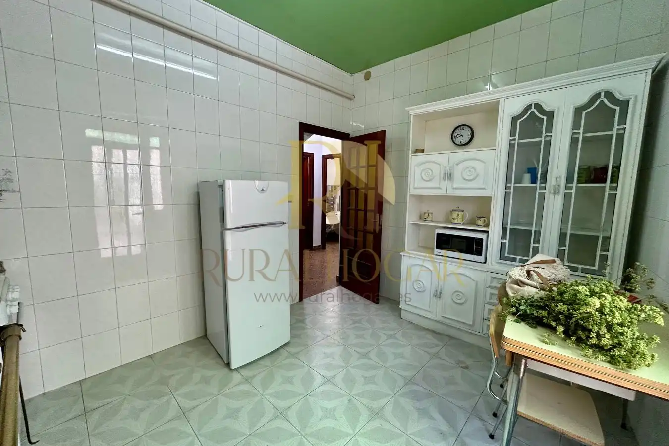 Kitchen of Flat for sale in Ponferrada  with Private garden