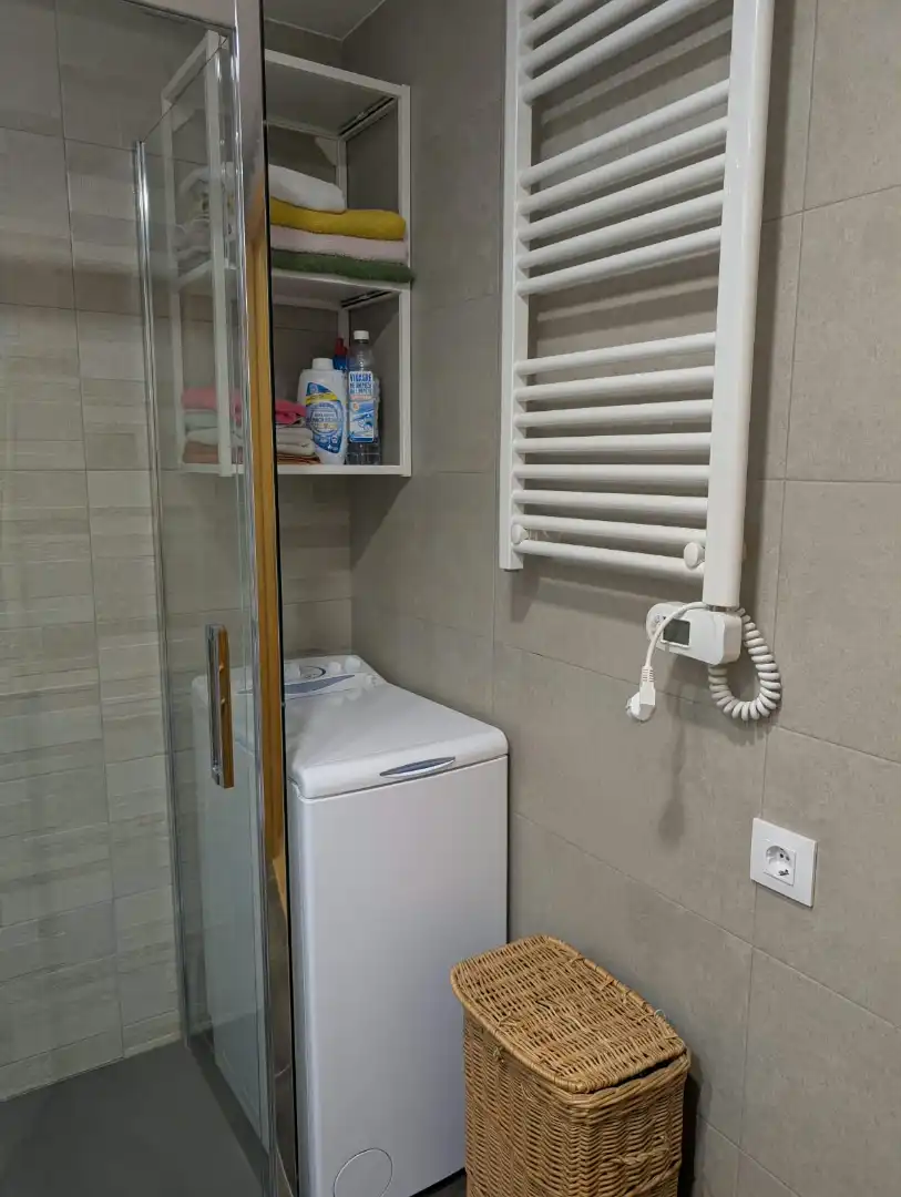 Badezimmer von Wohnungen zur Miete in Biescas, Huesca