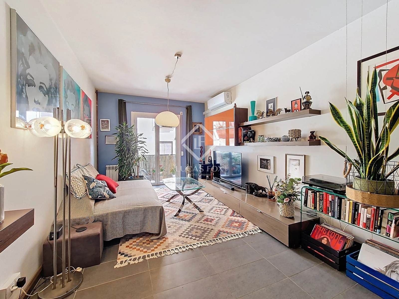 Sala de estar de Casa o chalet en venta en Vilanova i la Geltrú con Aire acondicionado, Calefacción y Trastero