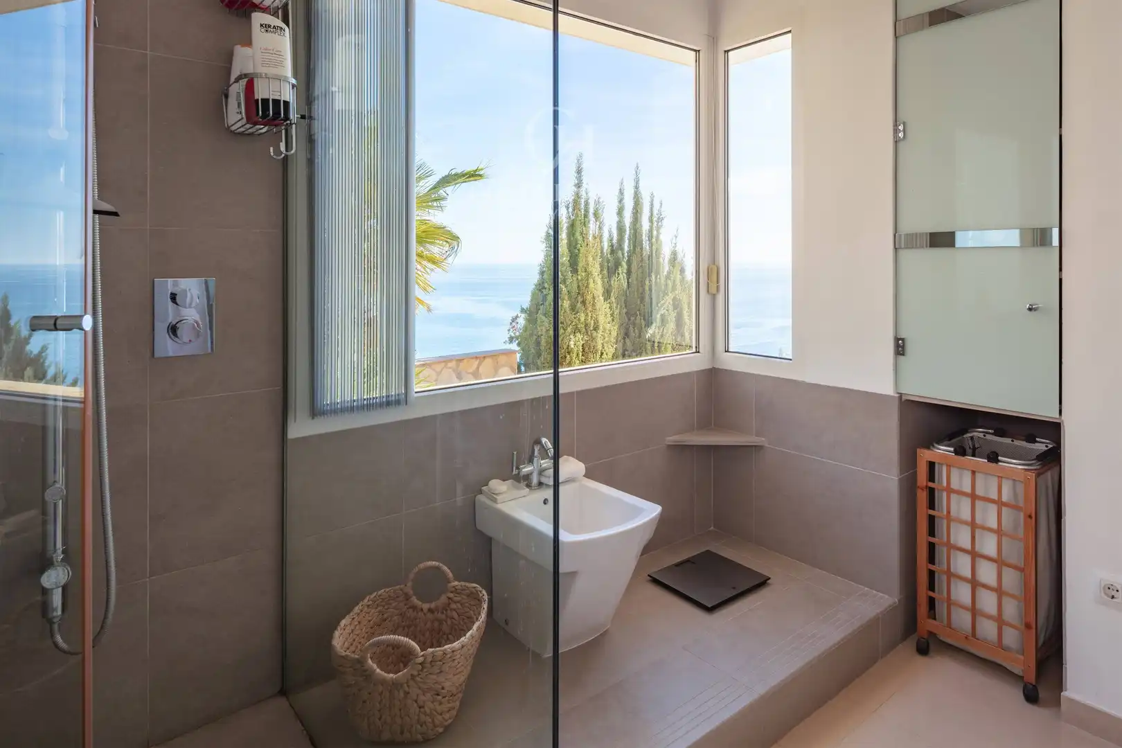 Bathroom of Houses for sale in Jávea / Xàbia  with Air Conditioner, Private garden and Terrace