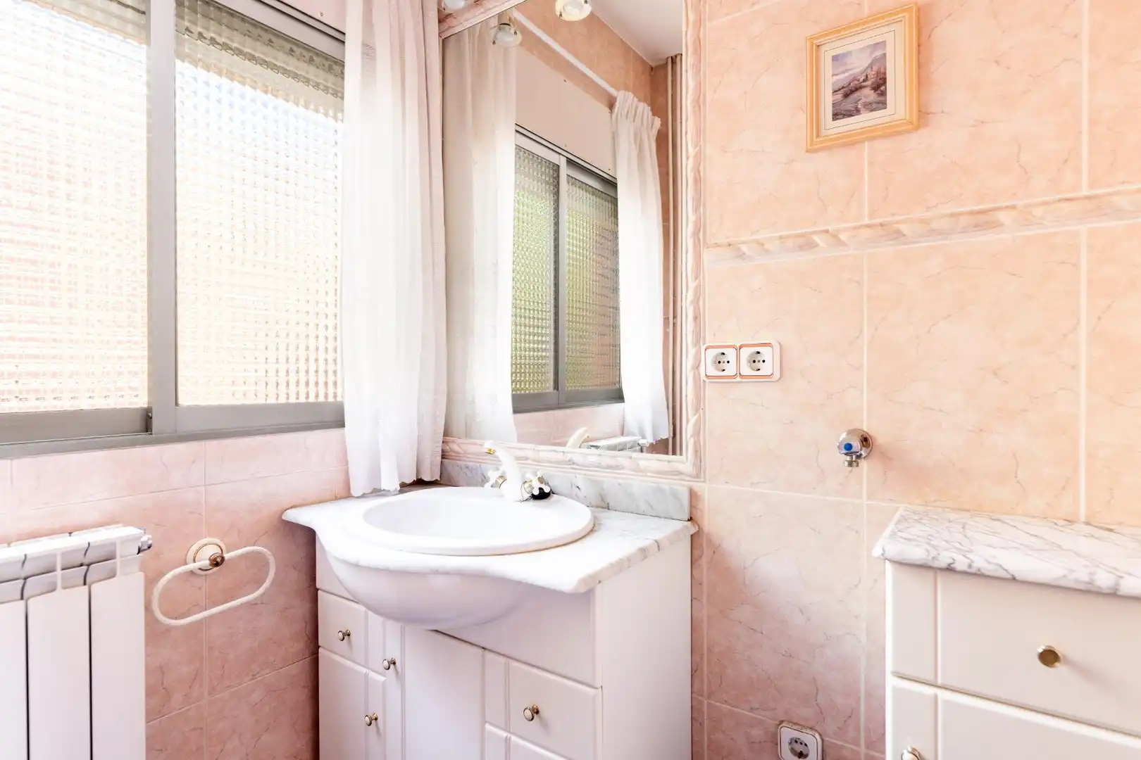 Baño de Piso en venta en Madrid con Calefacción, Parquet y Alarma