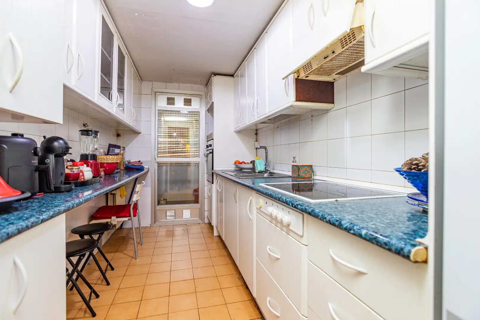 Kitchen of Flat for sale in Madrid  with Heating and Private garden
