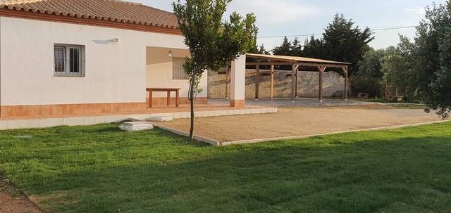 Casa-chalet en Venta en Camino del Lago de Ginebra, 29 en Las Lagunas - Campano