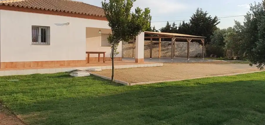 Casa o chalet en venta en Camino del Lago de Ginebra, 29, Las Lagunas - Campano