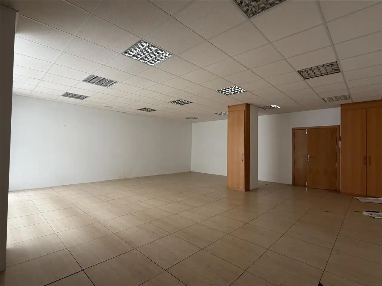 Office for sale in Oeste