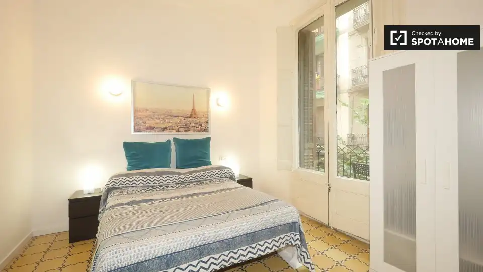 Flat for rent in El Raval