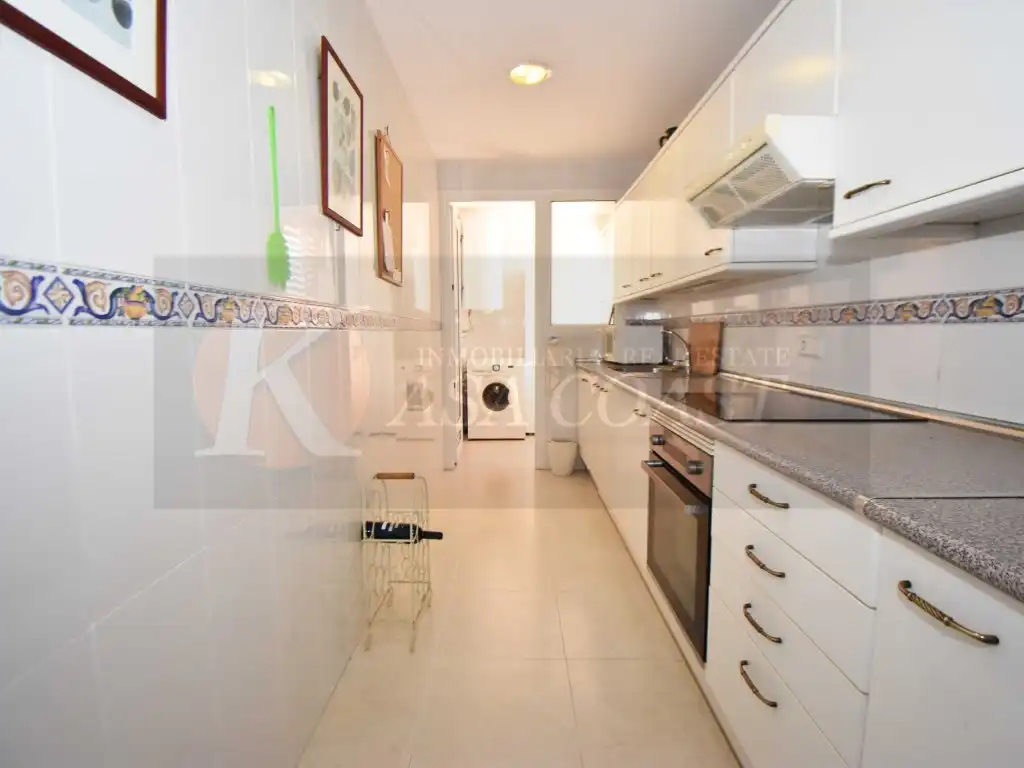 Kitchen of Flat for sale in Fuengirola  with Air Conditioner, Private garden and Terrace