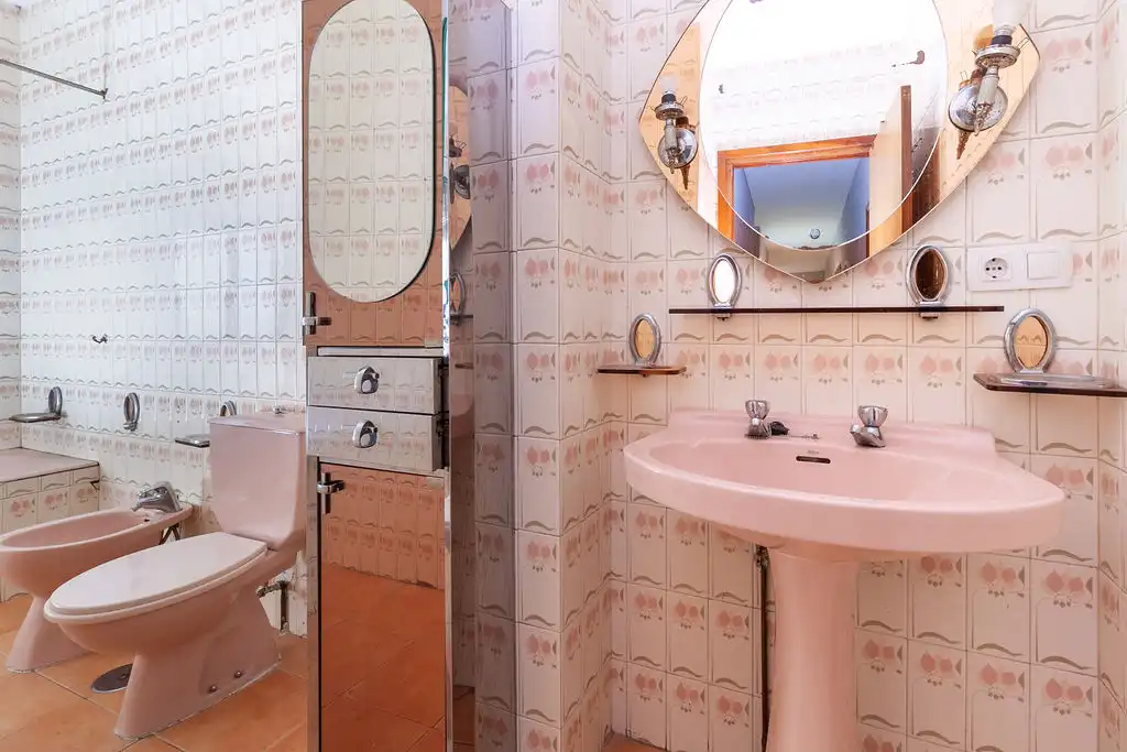 Baño de Piso en venta en Mengíbar con Balcón