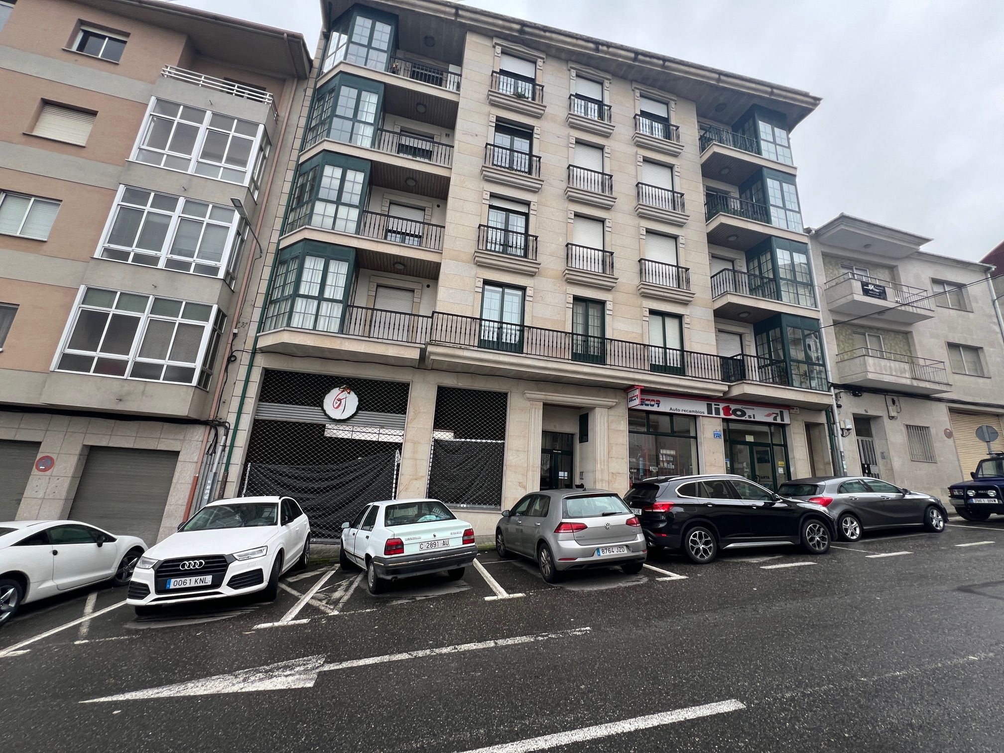 Exterior view of Premises for sale in Celanova
