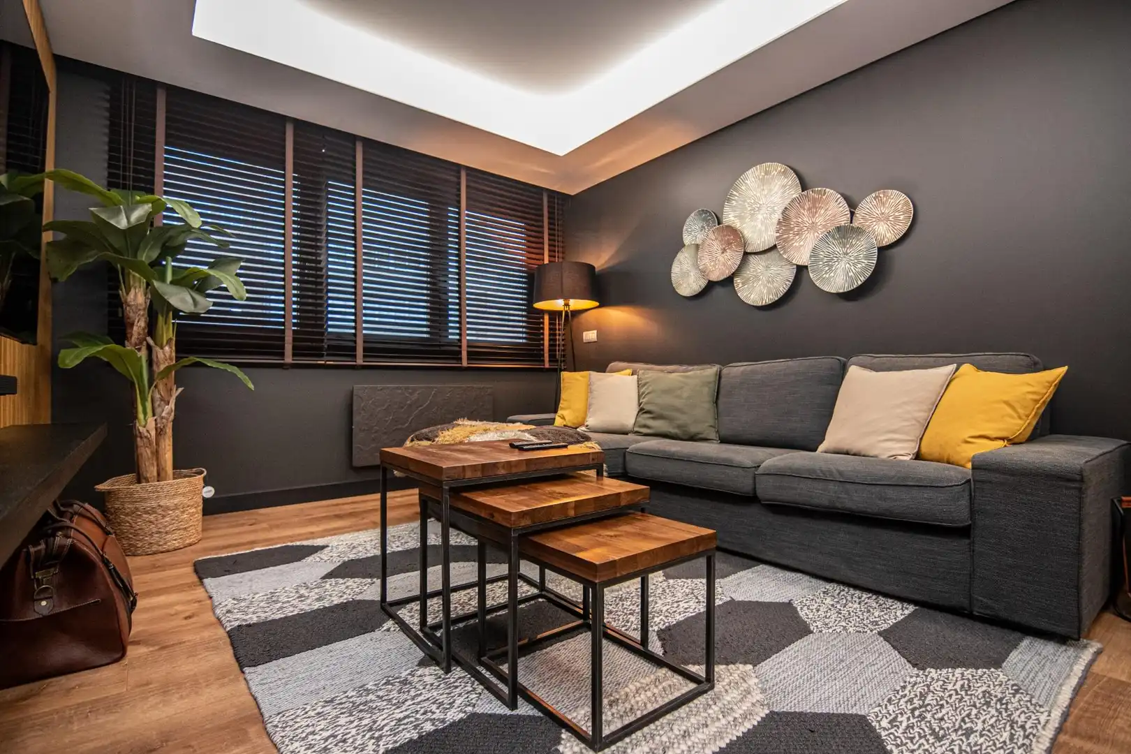 Sala de estar de Piso en venta en A Coruña Capital  con Calefacción, Trastero y Amueblado