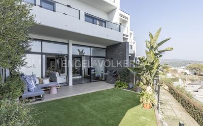 Terrassa de Casa o xalet en venda en Caldes d'Estrac amb Aire condicionat, Terrassa i Piscina