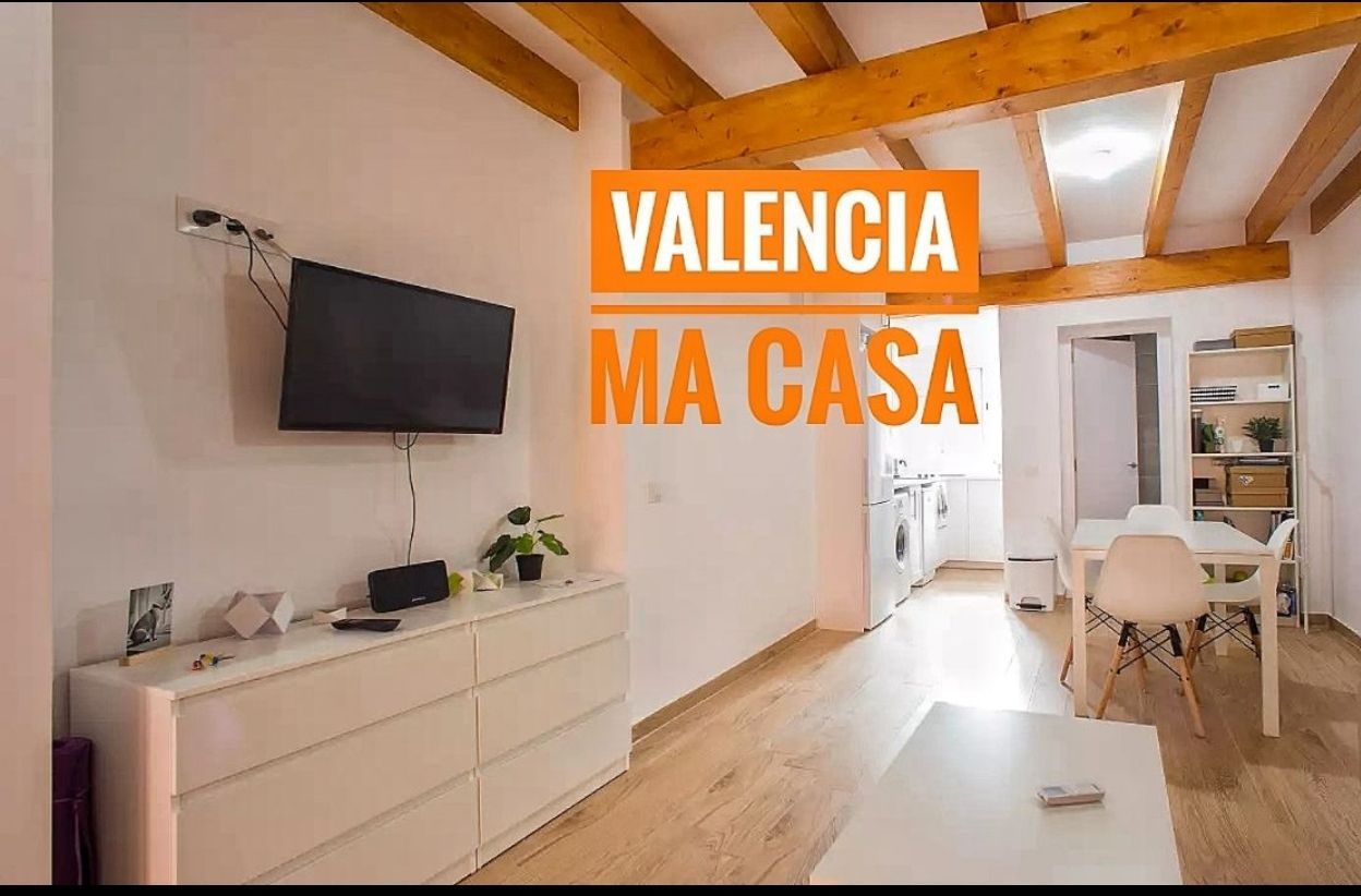 Bedroom of Flat to rent in  Valencia Capital  with Air Conditioner, Heating and Furnished
