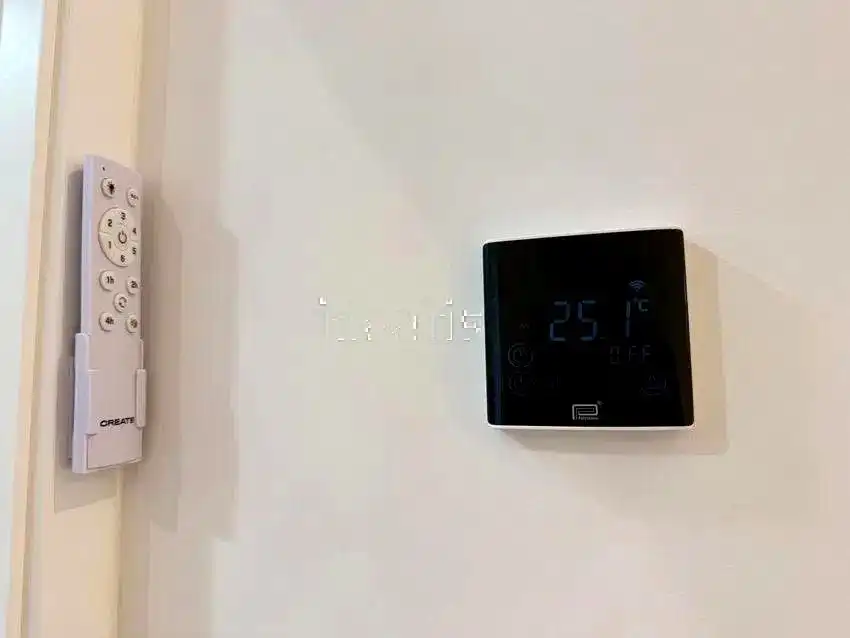 Bedroom of Flat for rent in Madrid  with Air Conditioner, Heating and Terrace