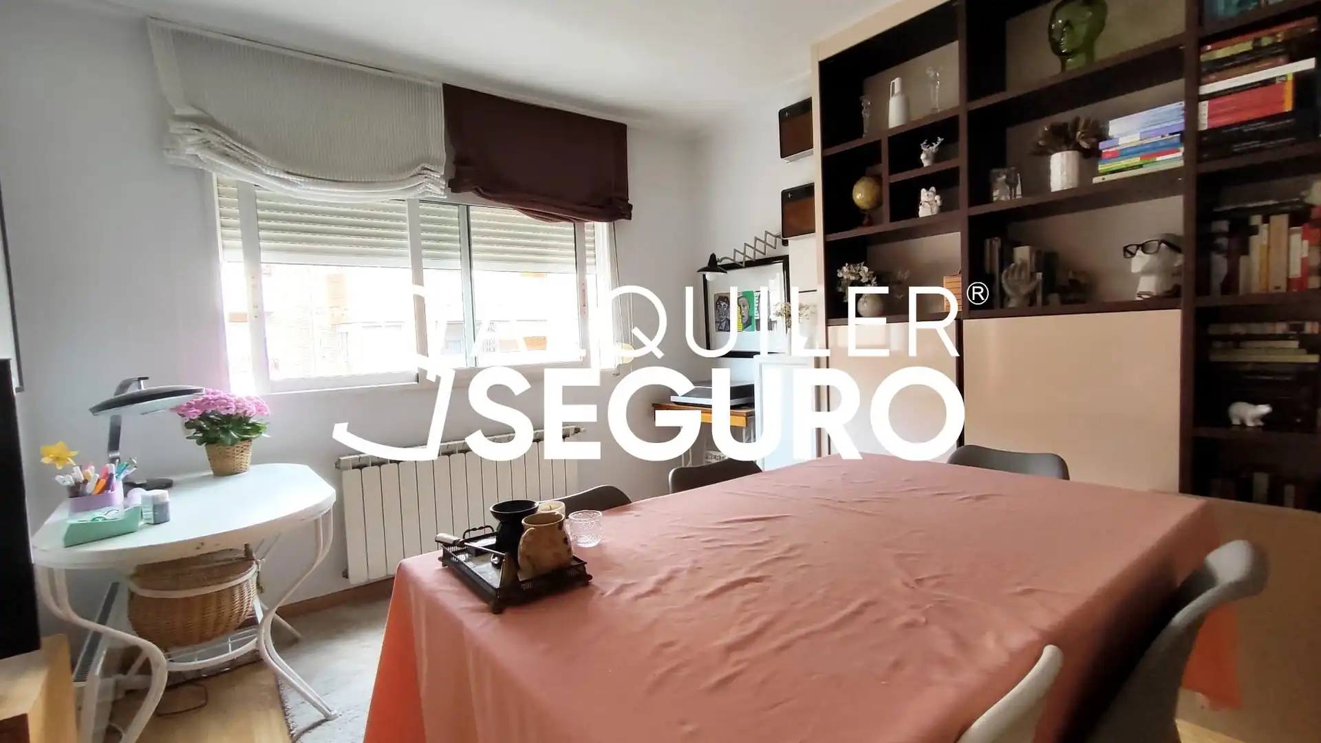 Bedroom of Flat for rent in Valencia  with Air Conditioner, Heating and Terrace