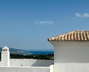 Exterior view of Single-family semi-detached for sale in Vejer de la Frontera  with Air Conditioner, Terrace and Swimming Pool
