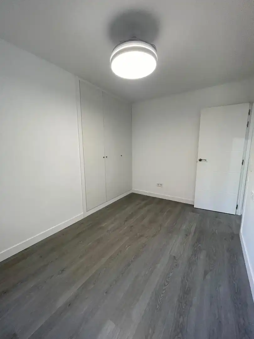 Flat with terrace to rent in Calle Calle Jarosa II, imagen 19