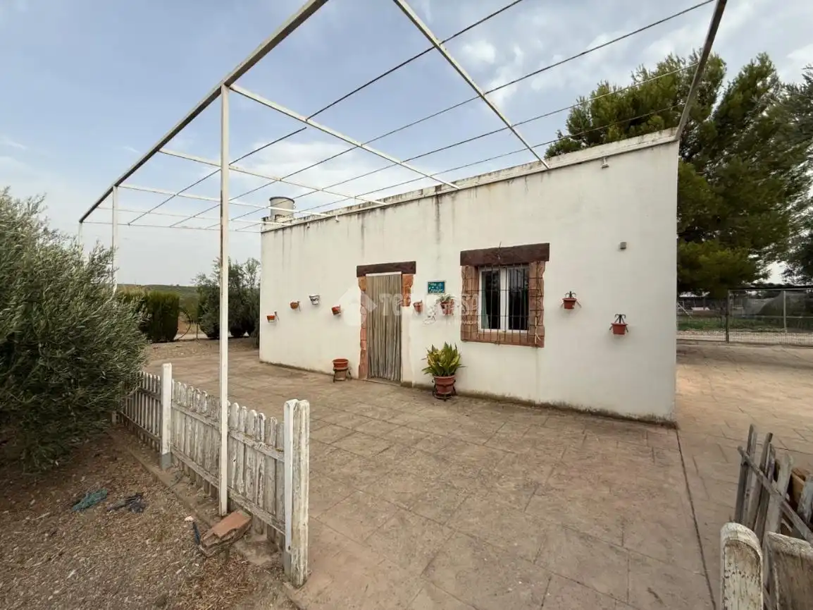 Vista exterior de Finca rústica en venda en Mengíbar