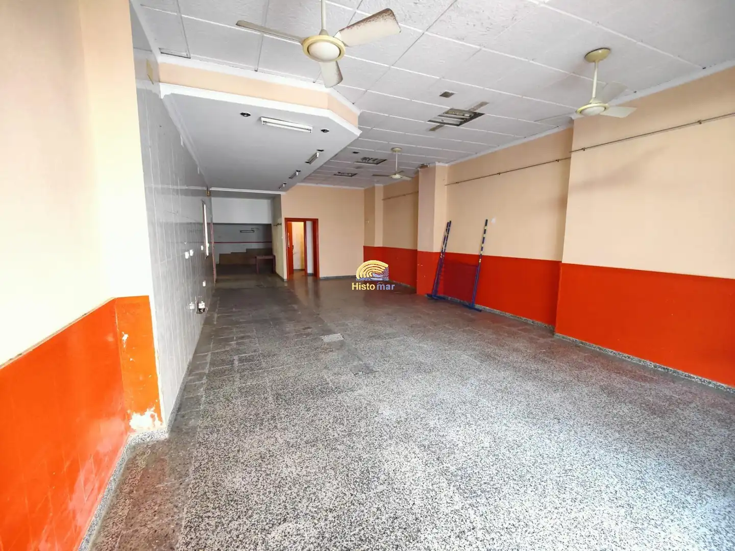 Local comercial de lloguer a Sagunto ciudad