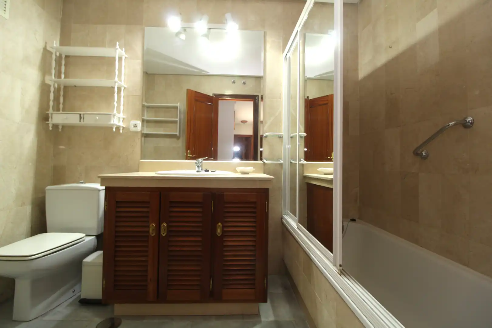 Baño de Piso en venta en Ronda