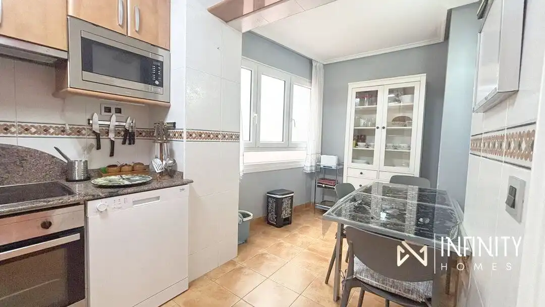 Cocina de Piso de alquiler en Bilbao  con Calefacción