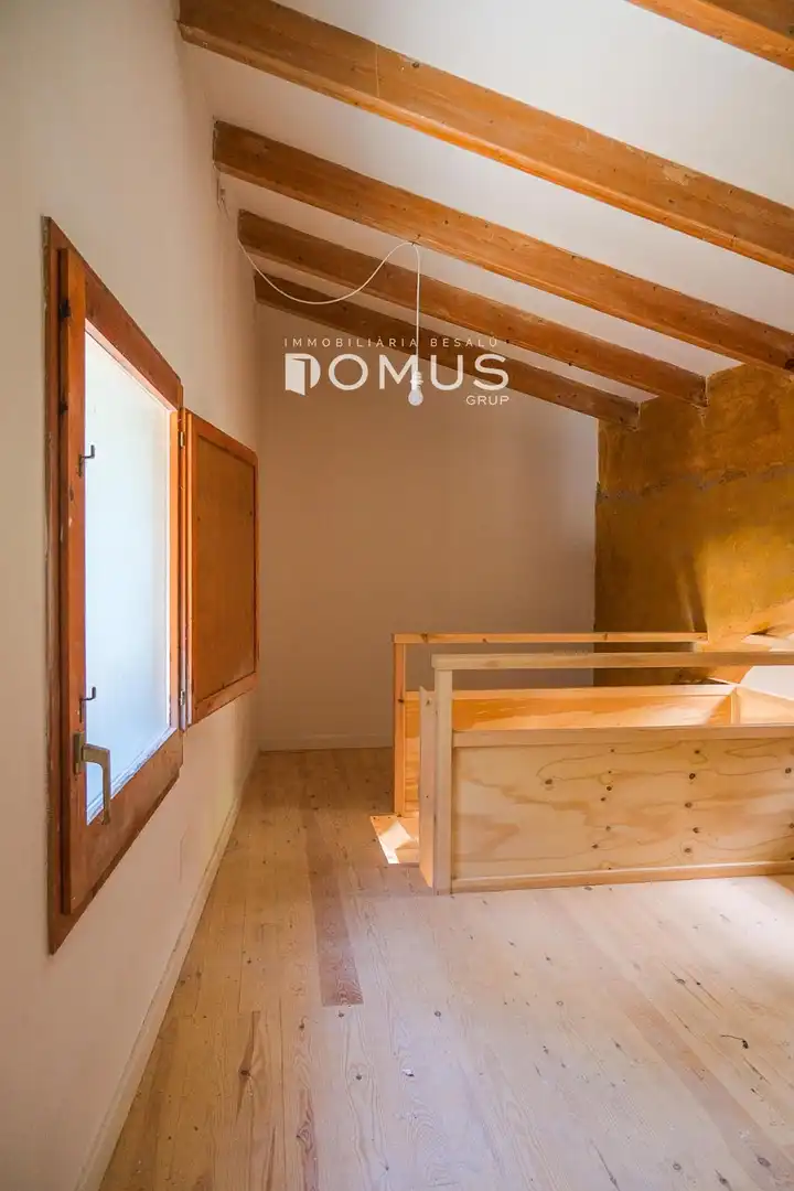 Country homes for sale in Besalú  with Private garden