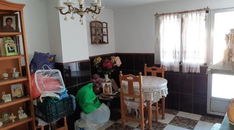 Foto 4 de Casa adosada en venta en Calle Galisteo, Zona Sur - Av. de España - San Miguel, Plasencia