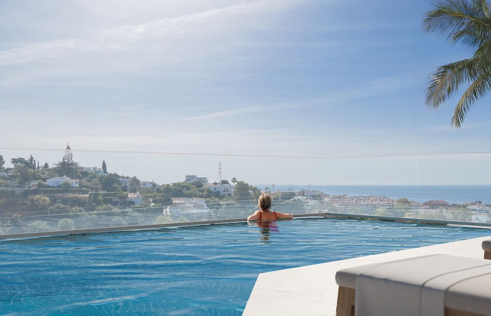 Piscina de Apartament en venda en Fuengirola amb Aire condicionat, Terrassa i Traster