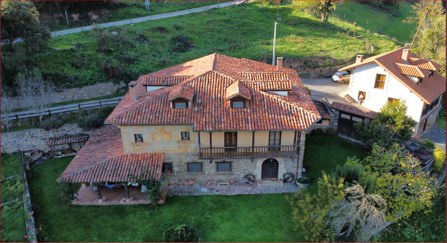 Exterior view of House or chalet for sale in Cillorigo de Liébana  with Heating, Private garden and Terrace