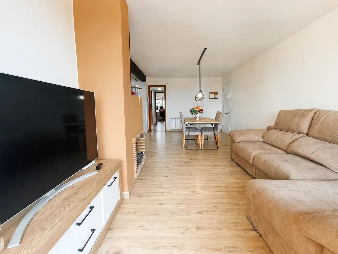 Living room of Flat for sale in Calders  with Heating, Parquet flooring and Balcony