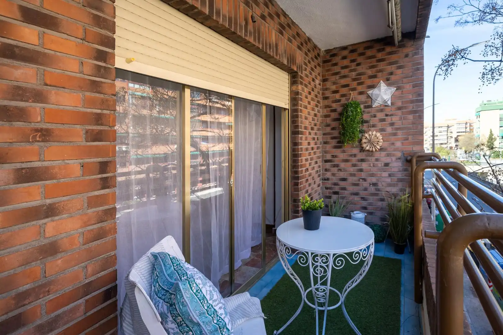 Terraza de Piso en venta en Granada con Calefacción y Balcón