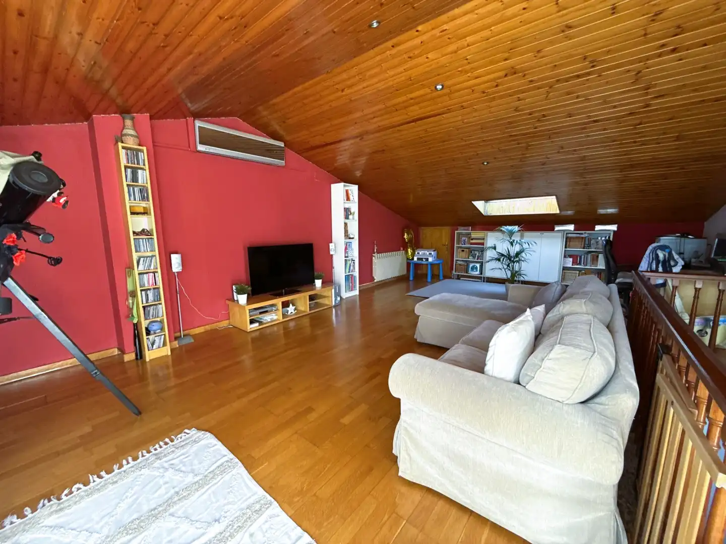 Sala d'estar de Casa adosada en venda en Les Franqueses del Vallès amb Aire condicionat, Calefacció i Parquet