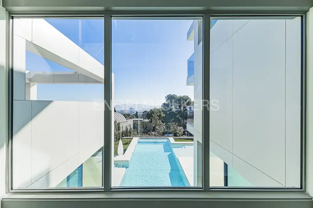 Vista exterior de Casa o chalet en venta en Barcelona con Aire acondicionado, Calefacción y Jardín privado