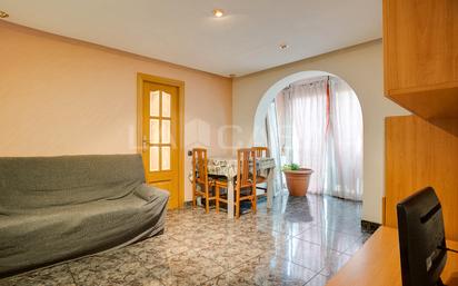 Living room of Flat for sale in  Barcelona Capital  with Heating