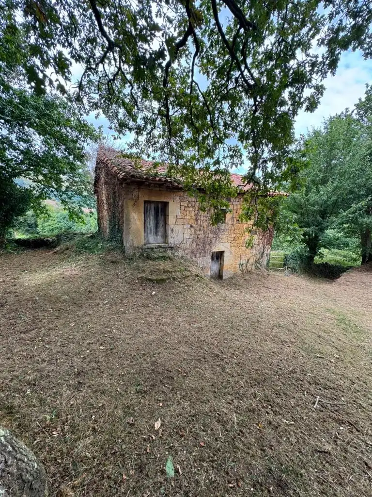 Maison rustique à vendre à Luena