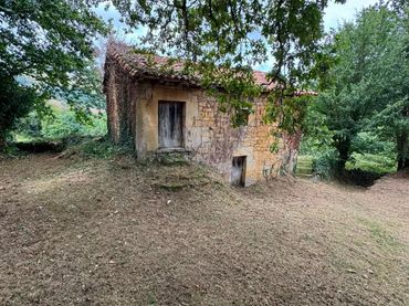 Country house for sale in Luena
