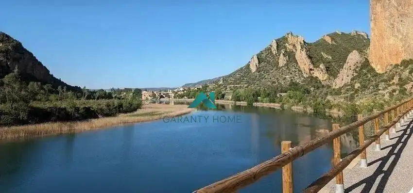 Land for sale in Camarasa