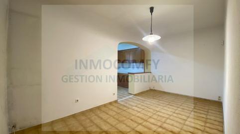 Photo 3 of Houses for sale in Calle Ramon Muntaner, 13, La Bisbal d'Empordà, Girona