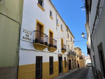 Exterior view of Flat for sale in Cáceres Capital  with Air Conditioner and Terrace