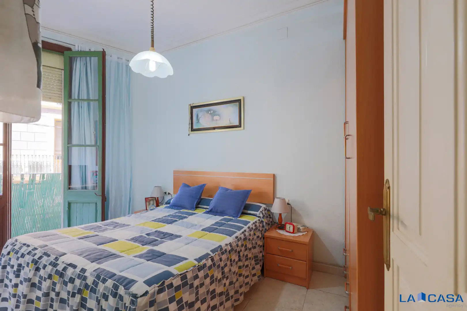 Bedroom of Flat for sale in  Barcelona Capital  with Air Conditioner, Heating and Oven