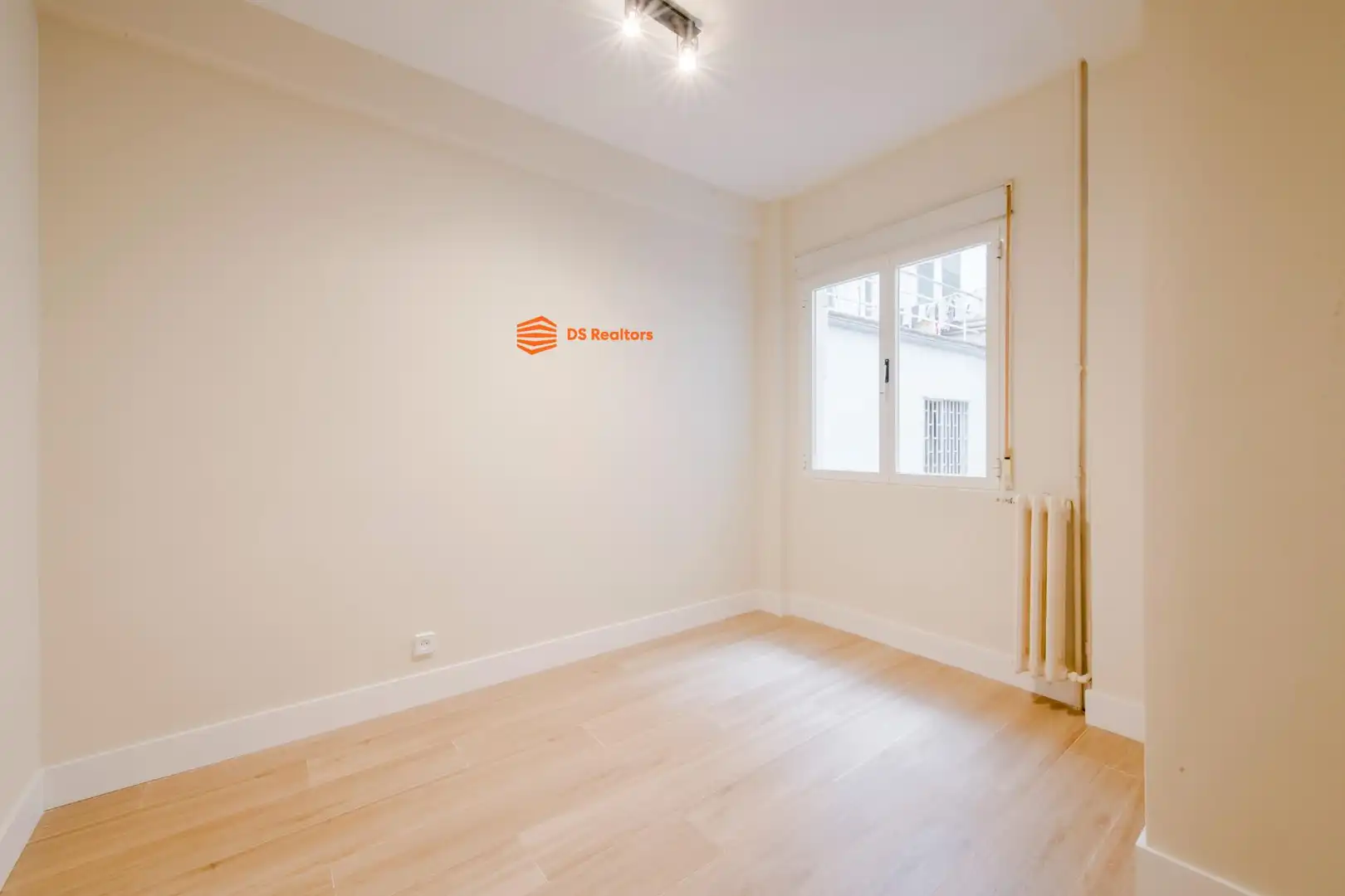 Flat with lift for sale in Avenida BRUSELAS 48, imagen 13