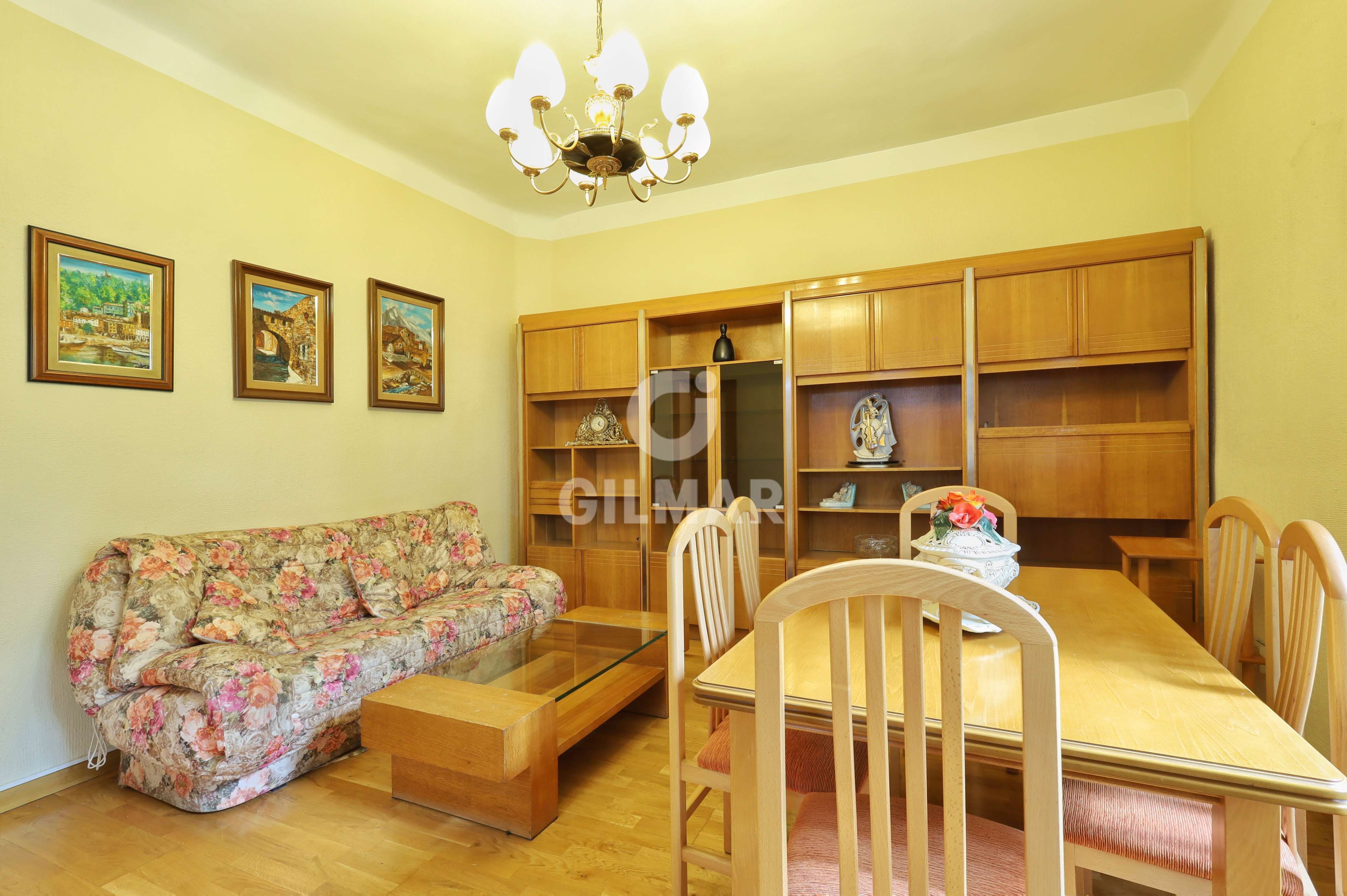 Living room of Flat for sale in  Madrid Capital  with Heating