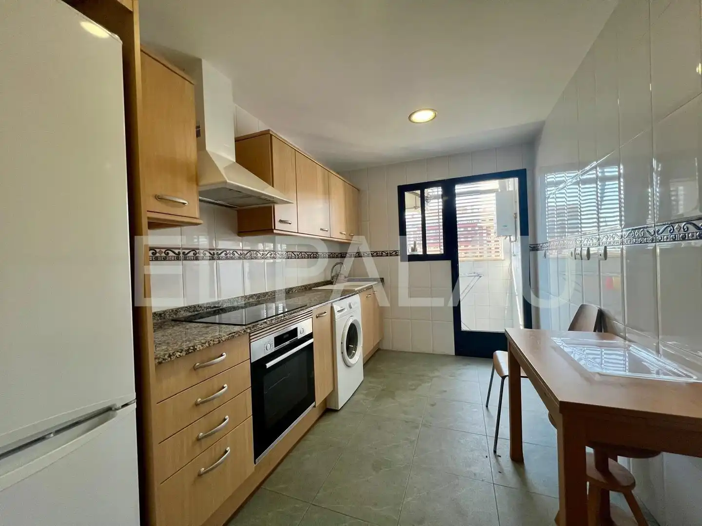 Piso de alquiler en Barrio de Benicalap