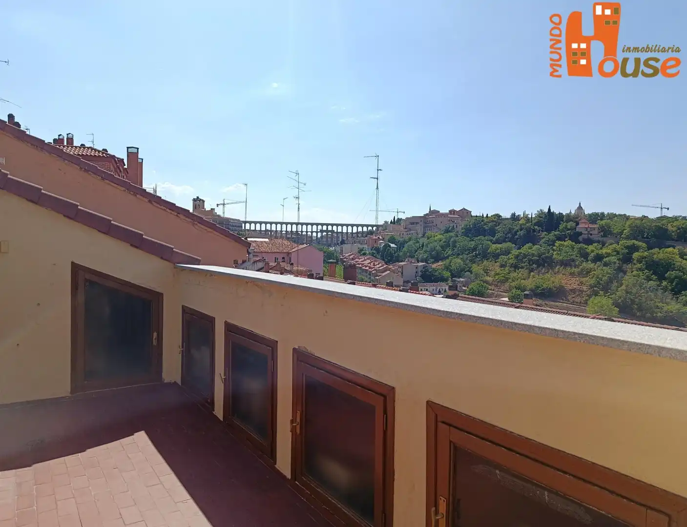 Balcony of Flat for sale in Segovia  with Furnished