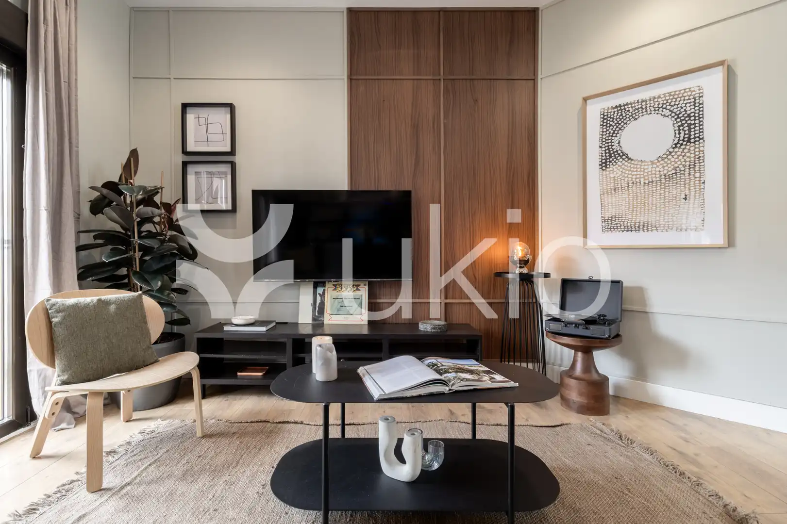 Sala de estar de Apartamento de alquiler en Madrid con Aire acondicionado, Calefacción y Amueblado