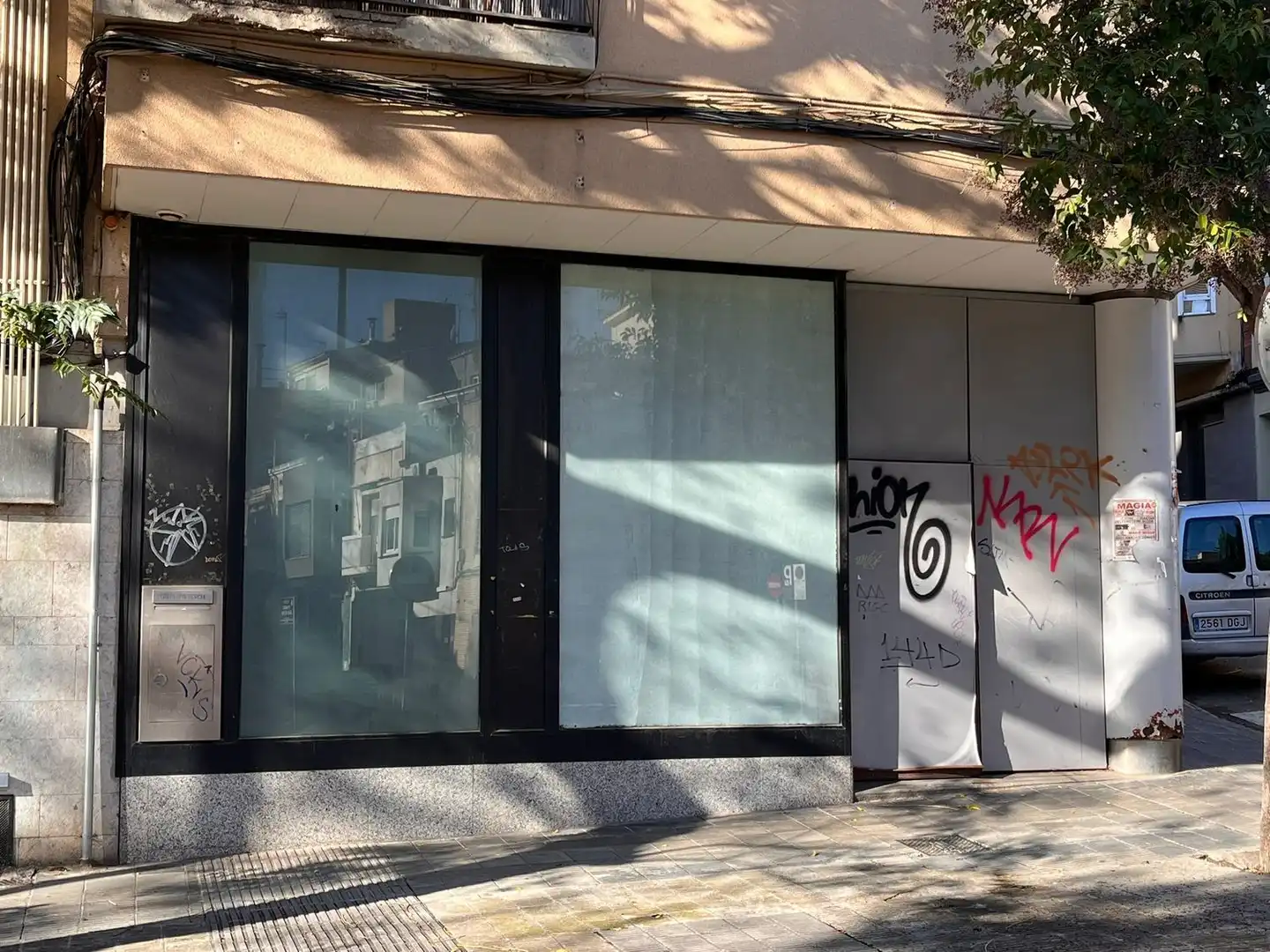 Business premises for sale in Calle de Faraday 115, imagen 3